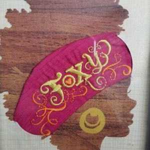 Meet your Posher, Whitney